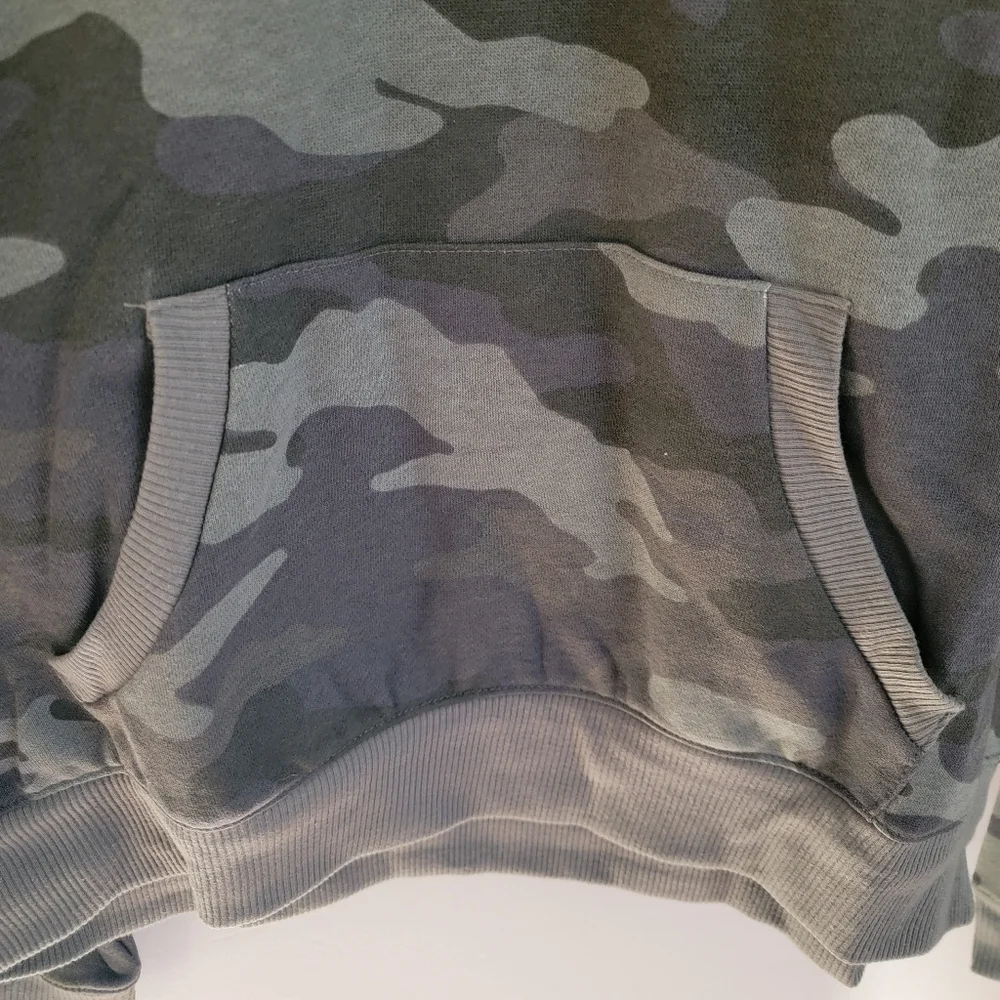 Lucky Brand NWT Camo Chill at Home Hoodie Size XL - Picture 6 of 9